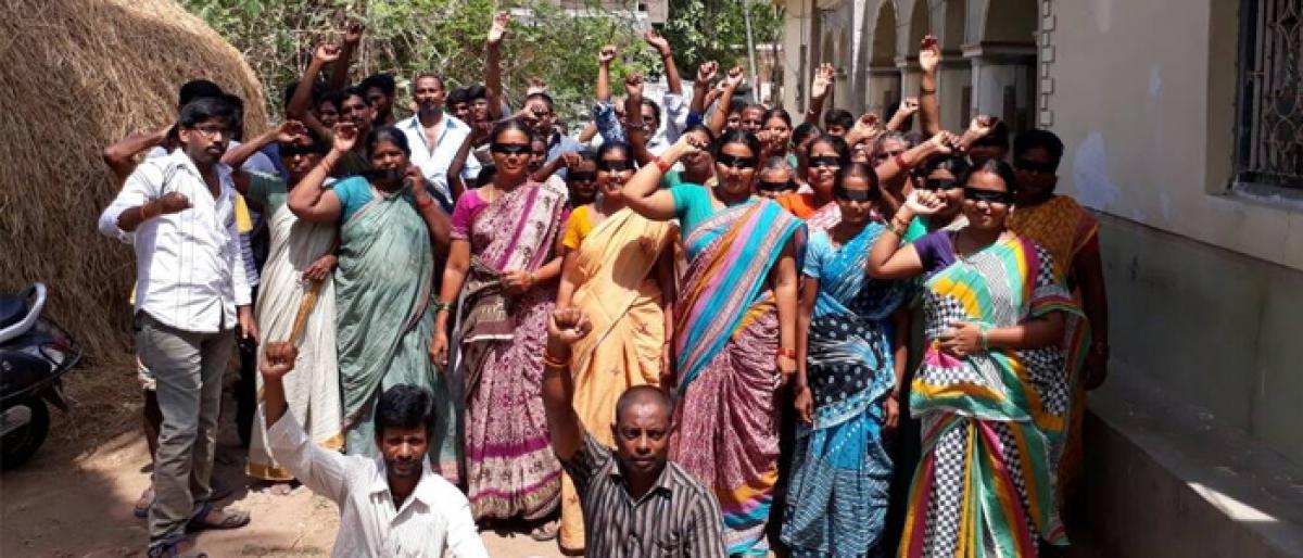 Residents vow to boycott polls until govt lays road in Bhimavaram
