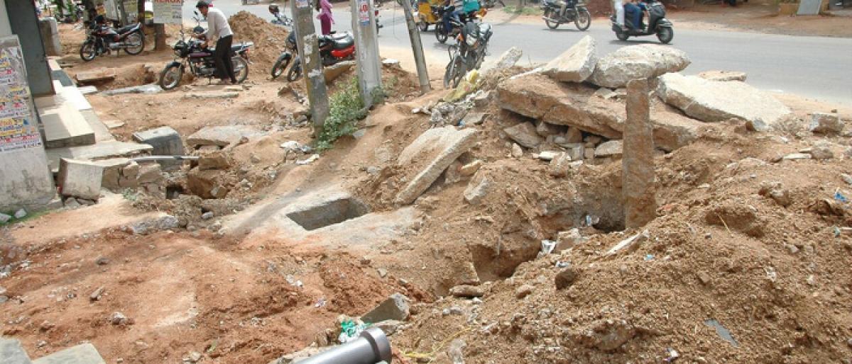 Works in no corporator’s land remain unfinished