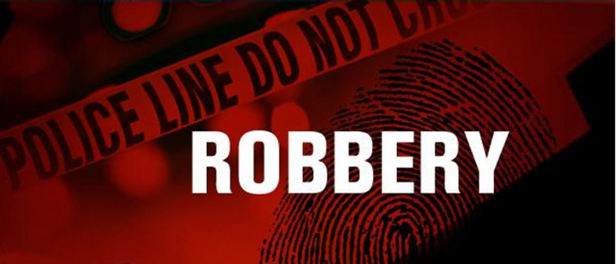 Thieves robbed a businessman house at Mailardevpally