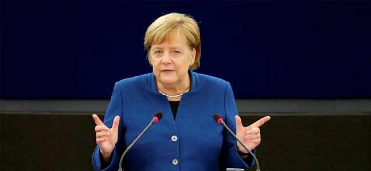 Angela Merkel calls for an integrated European Union military