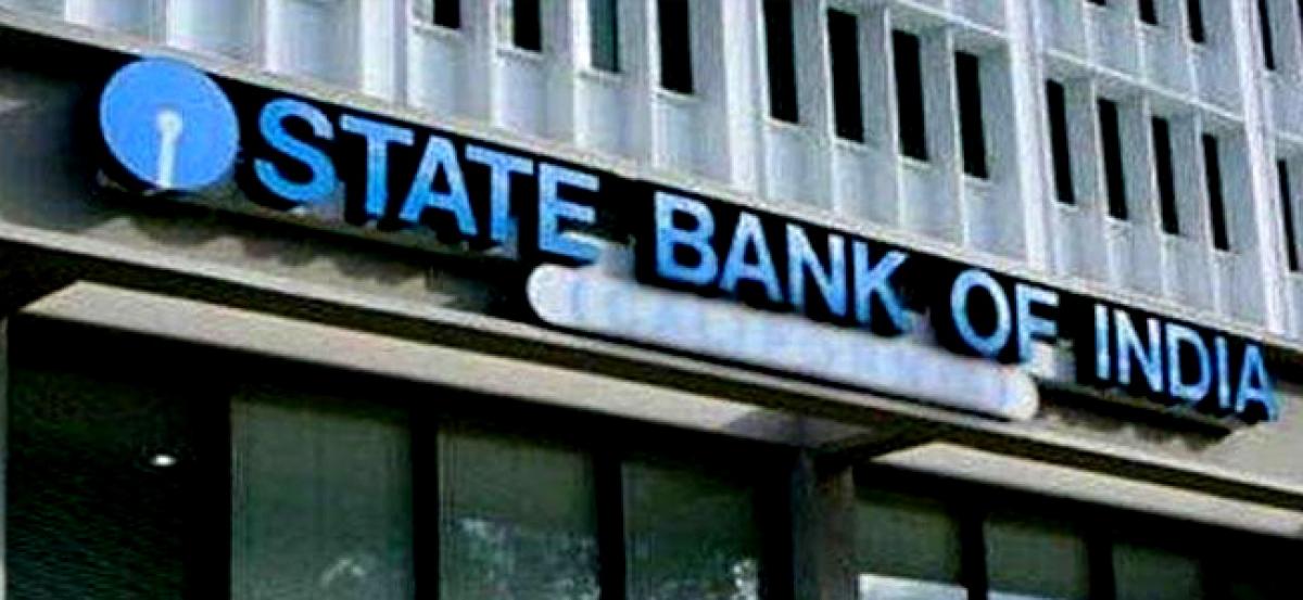 SBI revises service charges on maintaining monthly average balance