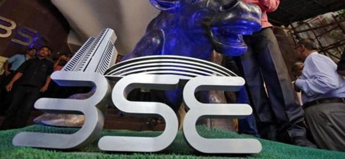 Sensex recoups 153 points on positive global cues, IT stocks gain