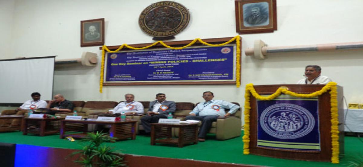 Seminar held on ‘Challenges of mining policy’