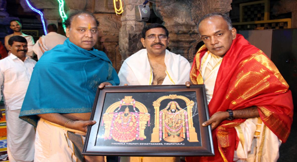 Singapore Minister visits Tirumala 