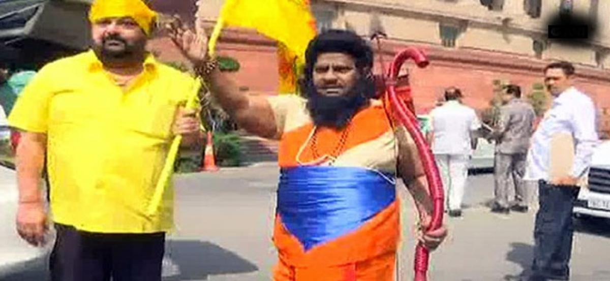 Special status to Andhra: TDP MP Sivaprasad sports Parashurama look