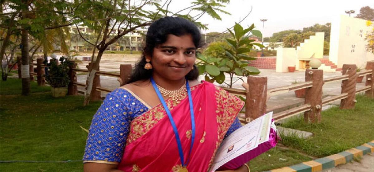 Sneha wins gold medal in B Pharmacy