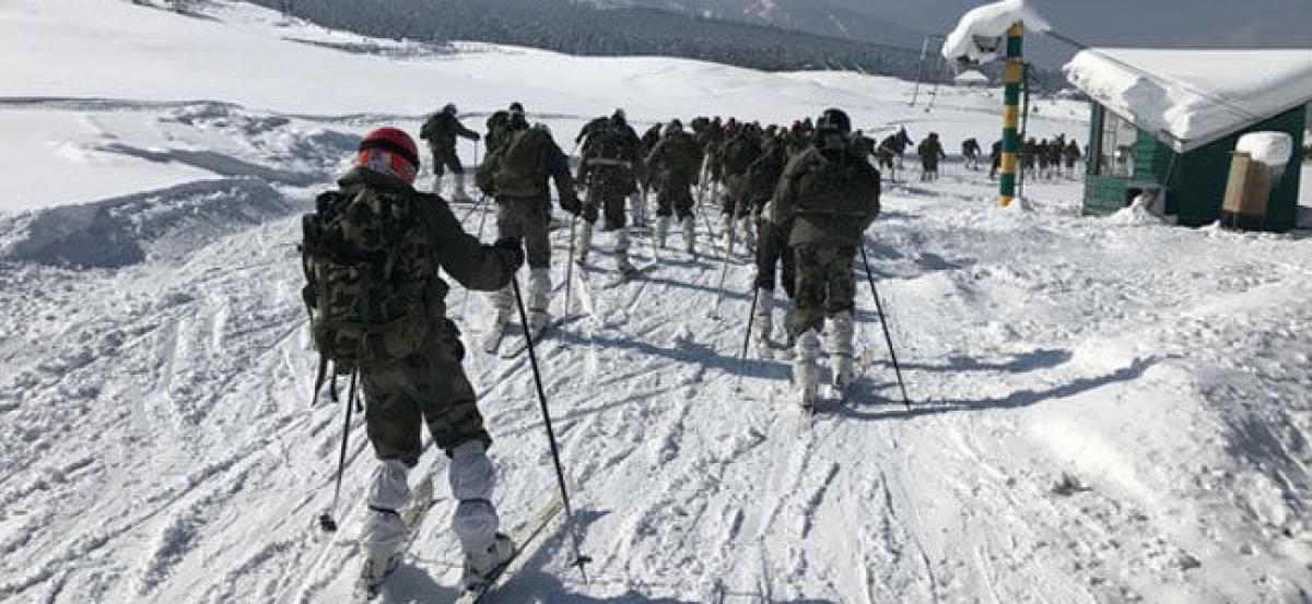 Avalanche kills Russian skier in Gulmarg