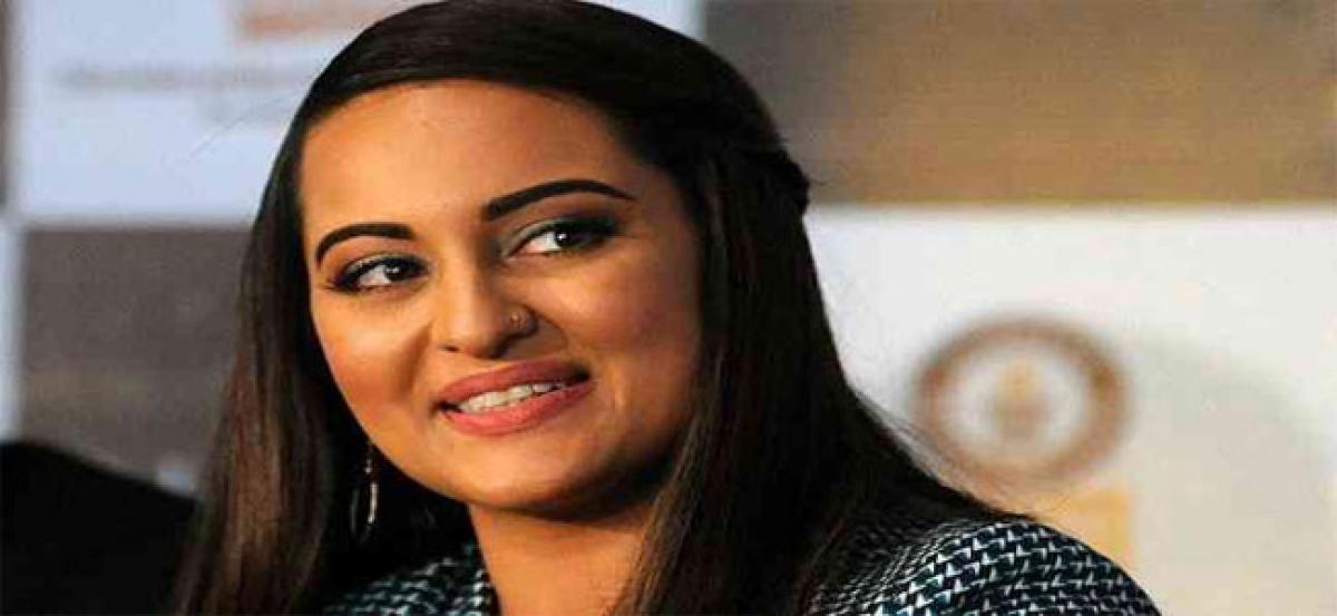 Unforgettable experience: Sonakshi on meeting soldiers