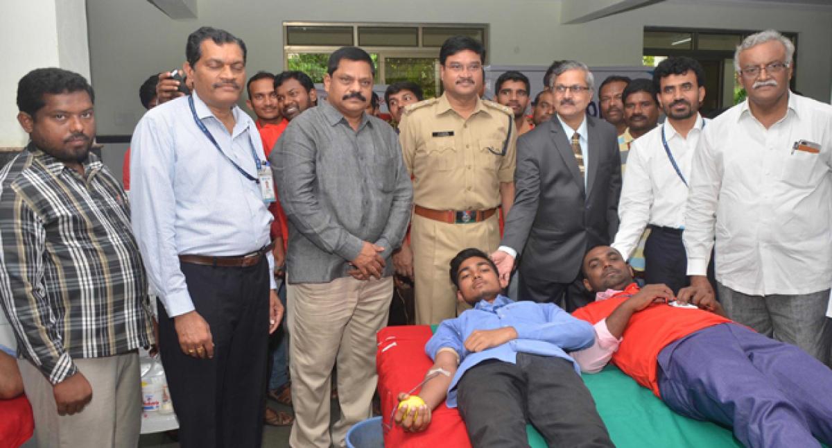 SBI holds blood donation camp