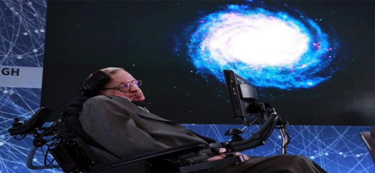 Time travellers invited to Stephen Hawkings memorial service