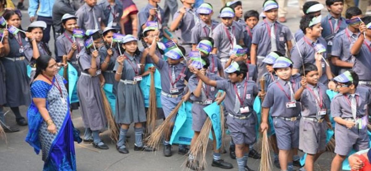 Hyderabad students aim to hit Guinness record with the Swachh Hyderabad initiative