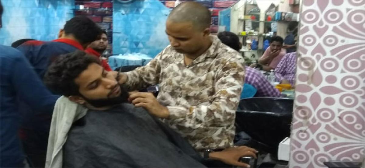 Youth rush to saloons for stylish hair cuts