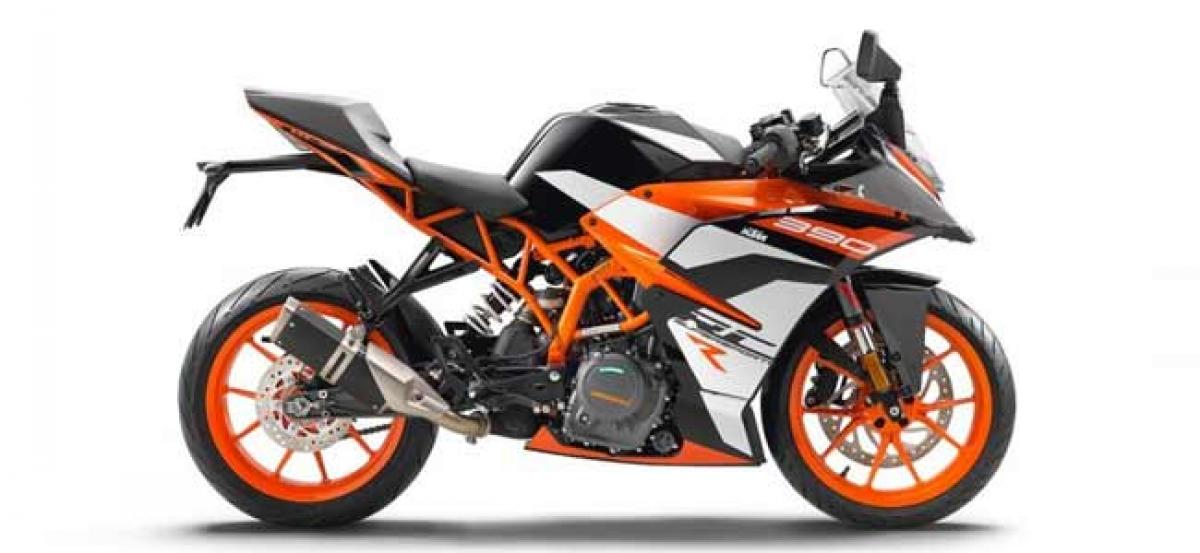KTM RC 390 R Launched