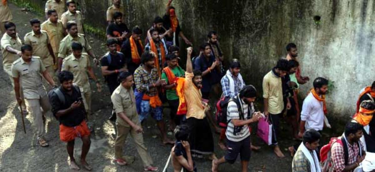 Hindu groups again block women from entering Sabarimala temple