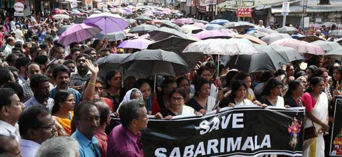 Kerala: Shiv Sena activists threaten to commit suicide if women enter Sabarimala