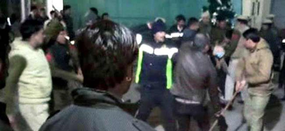 Gurugram cops thrash youth outside Sahara Mall