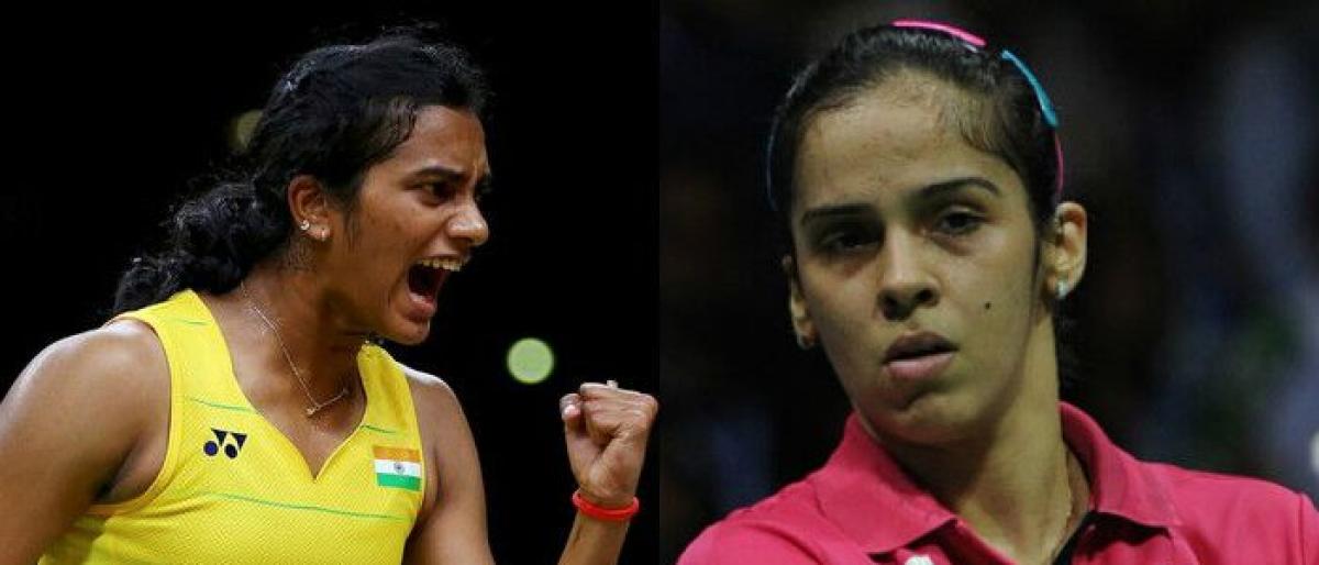 Saina, Sindhu Train Separately