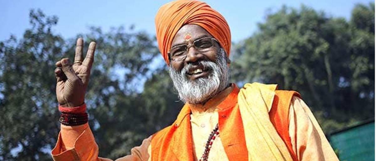 Fight me in 2019, will quit politics if you win: Sakshi Maharaj dares Rahul Gandhi