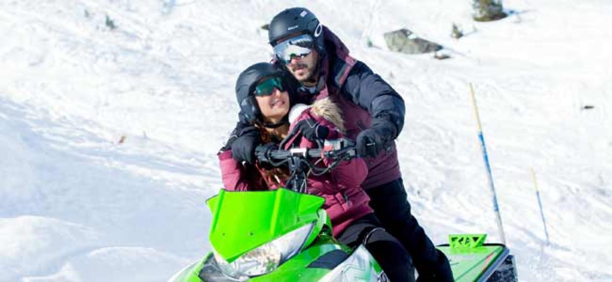 Salman woos Katrina on a snow-mobile!