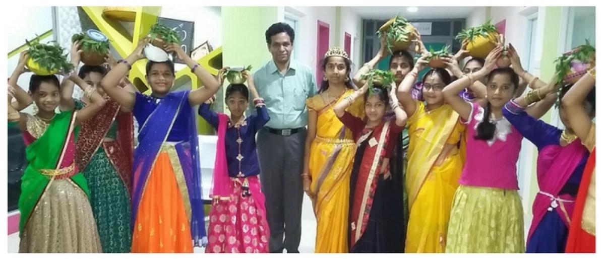 Alphores students celebrate Bonalu