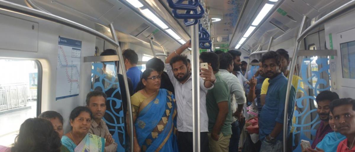 First Metro ride leaves Hyderabadis spellbound