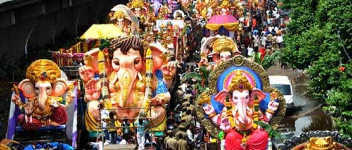 Traffic curbs for Ganesh immersion