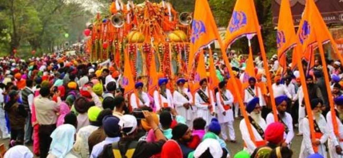 Sikhs celebrate Prakash Utsav of Sri Guru Gobind Singh Ji