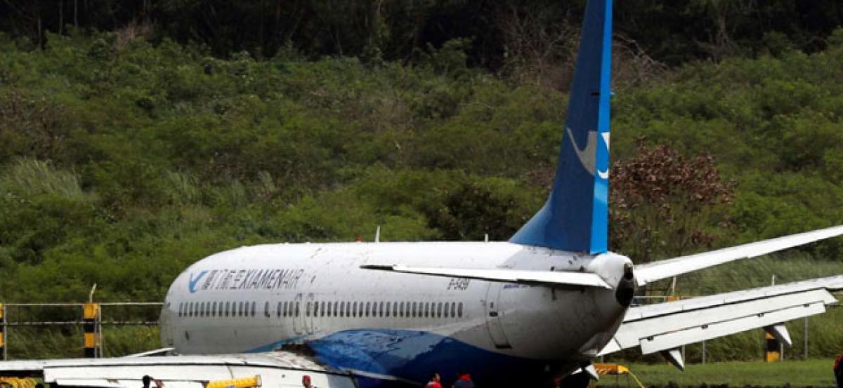 Xiamen Air passenger jet skids off runway in Manila, all 165 onboard safe