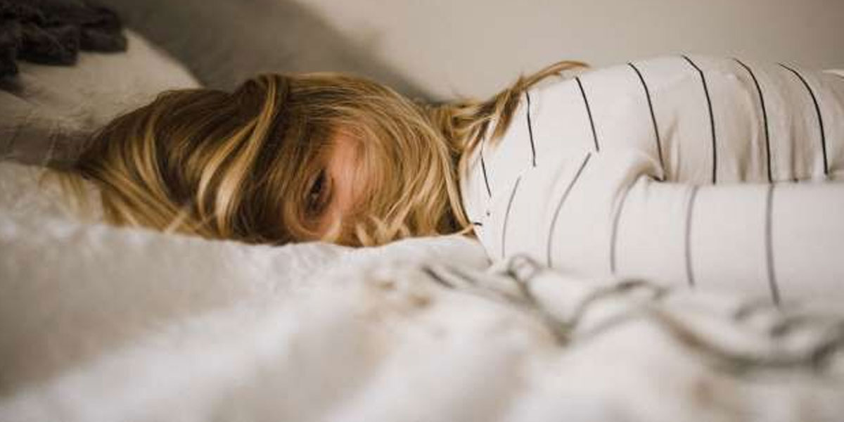 Anxiety linked to kicking, elling during sleep: Study