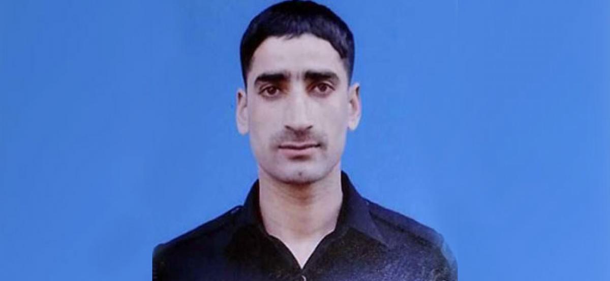 Soldier goes missing from Kashmir