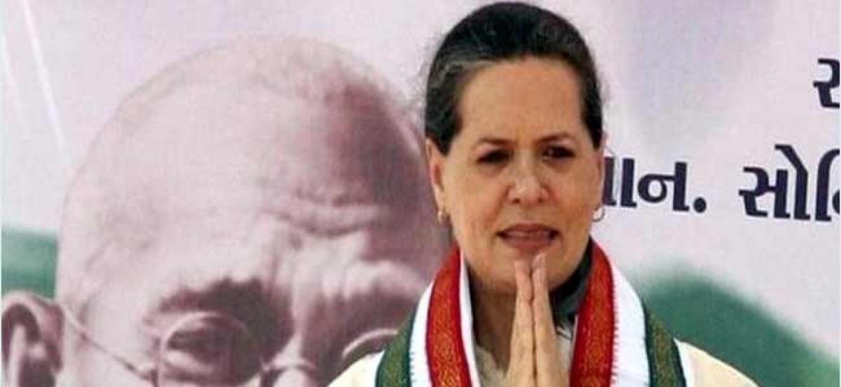 Dasmunshis demise irreparable loss to Congress, country: Sonia