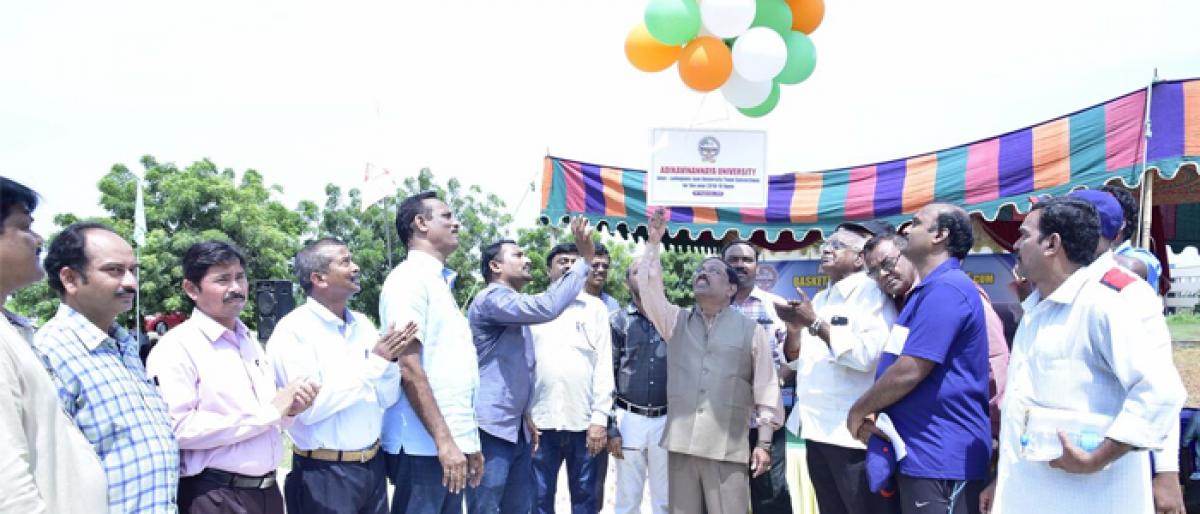 Inter-collegiate sports meet begins in Rajamahendravaram