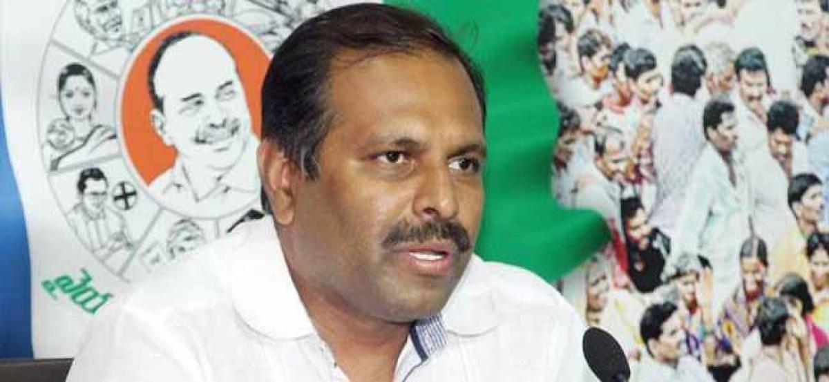 Chandrababu Dupes Kapus On Reservations: Srikanth Reddy