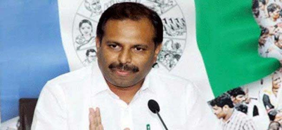 Chandrababus claims on farm income fake: Srikanth Reddy