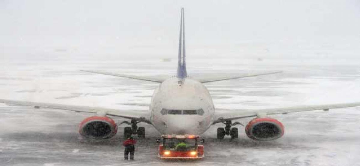 Inclement weather affects flight operations in Srinagar