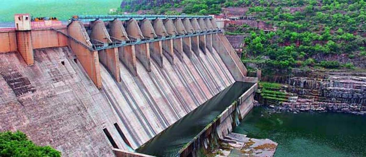 Srisailam Project receives 2 lakh cusecs