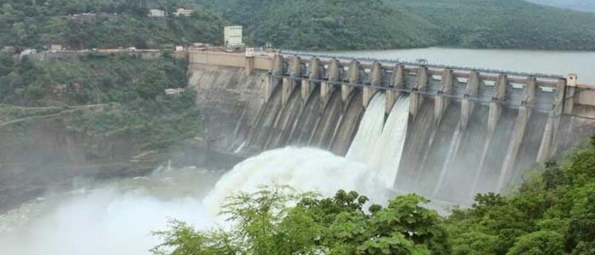 Telangana, AP brace for water war?