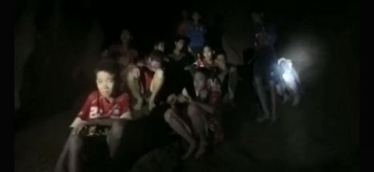 Thai cave rescue: Stateless boys, coach get citizenship