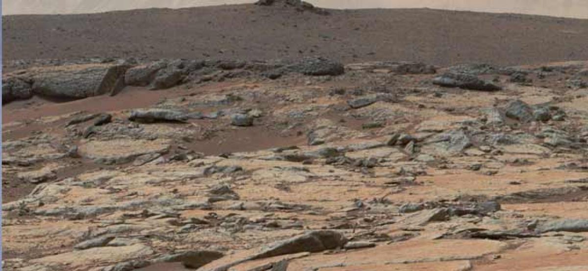 Mars absorbed water on its surface like a sponge: Study