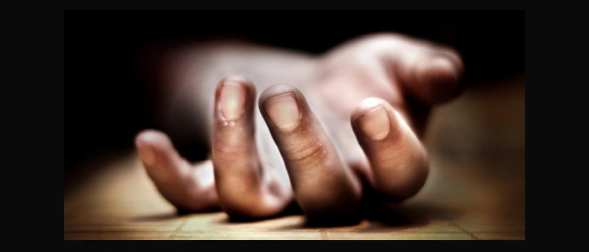 8th class student commits suicide in Mahabubabad