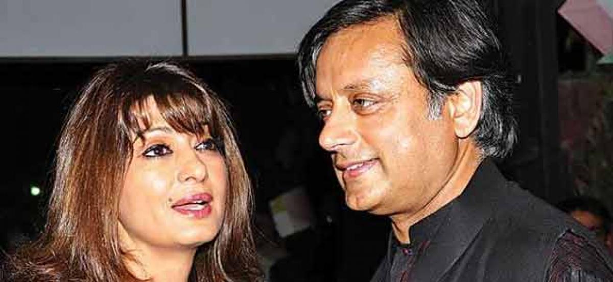 Sunanda Pushkar death: Delhi HC asks Arnab Goswami to respect Shashi Tharoors right to silence