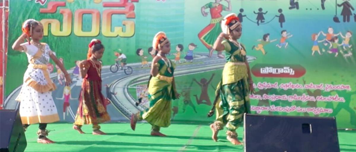 Performances at Happy Sunday mesmerise audience in Ongole