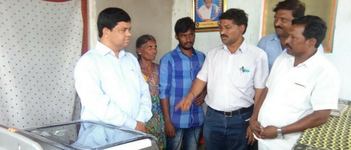 Suryapet district administration lends helping hand to washerwoman