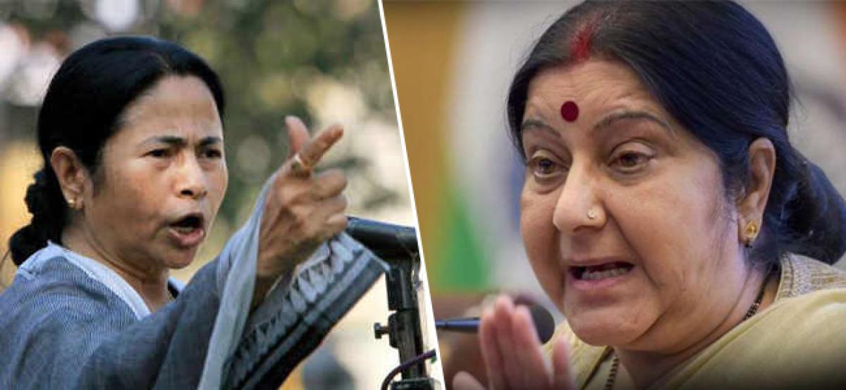 Trolling of Sushma: Mamata condemns strong language