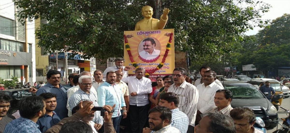 TDP pays tributes to Nandamuri Hari Krishna