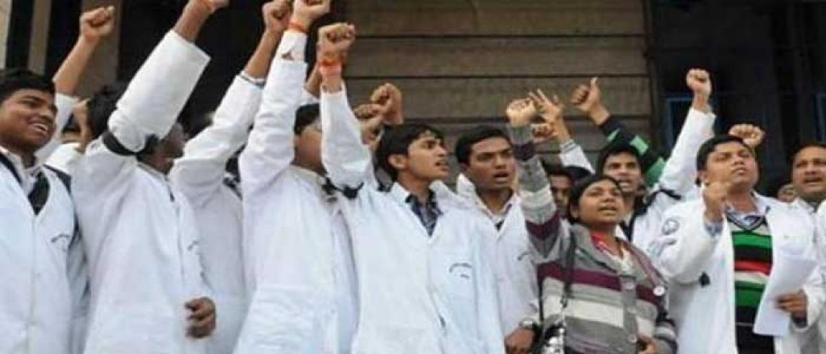 Junior doctors at OGH call off strike