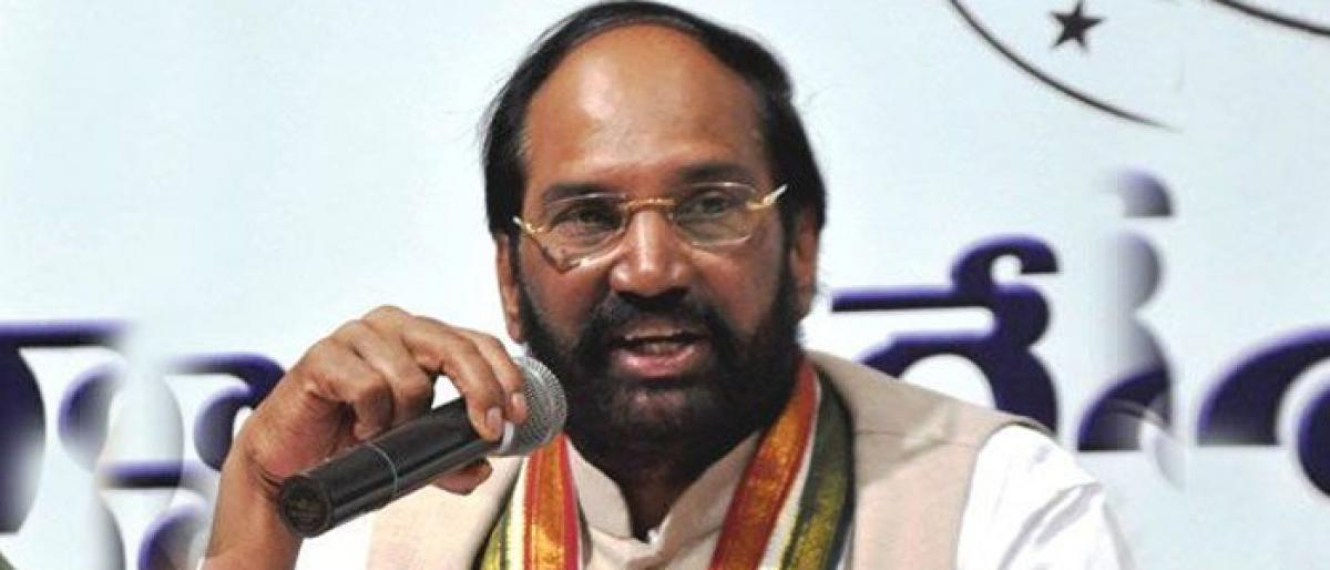 People will chase out KCR from Telangana: Uttam