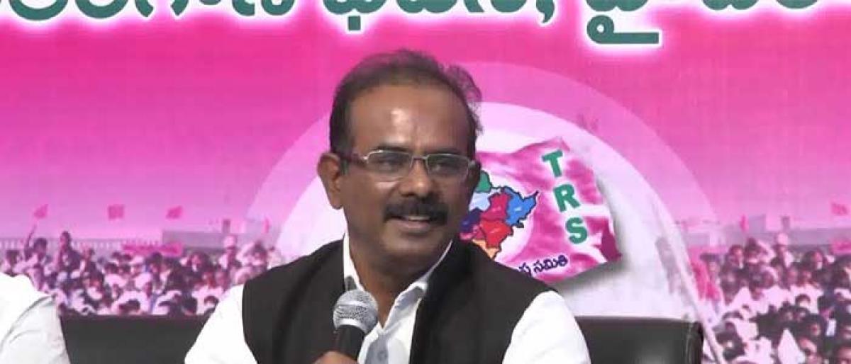 TRS MP writes to Union minister against Karnataka