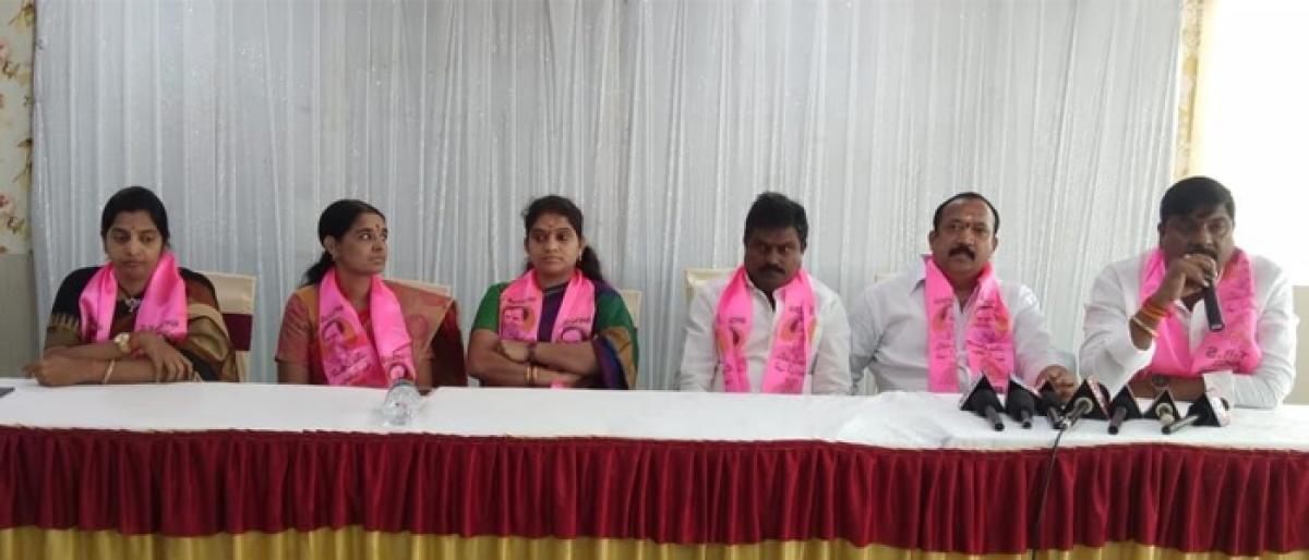 Amberpet TRS corporators vie for party ticket