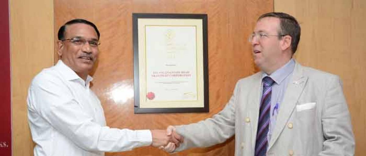 British Dy High Commissioner of Hyderabad calls on TSRTC MD